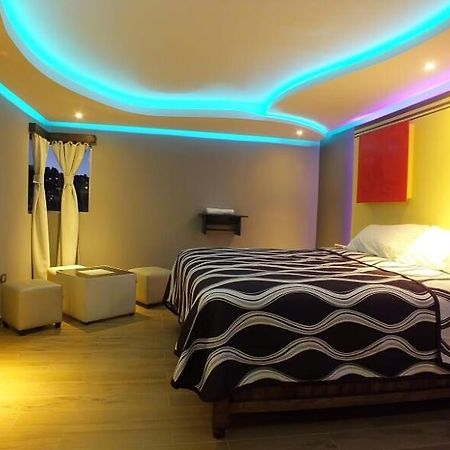 Hotel Pueblo De Madera Refugio エクステリア 写真